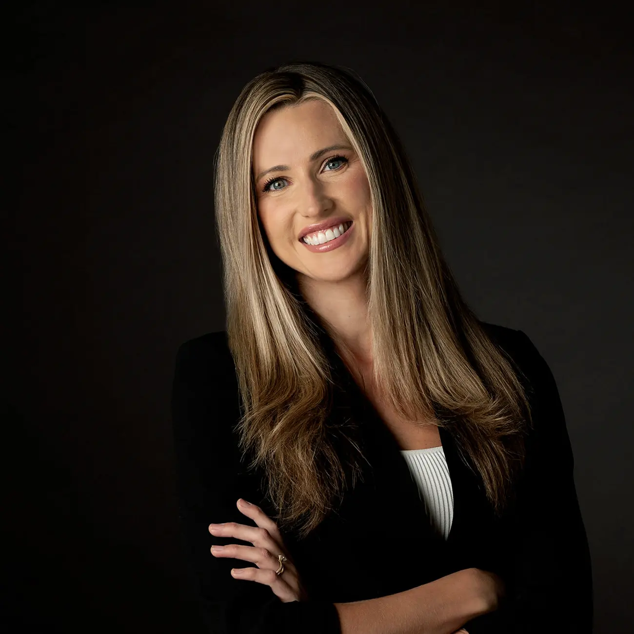 Lindsay R. Martens