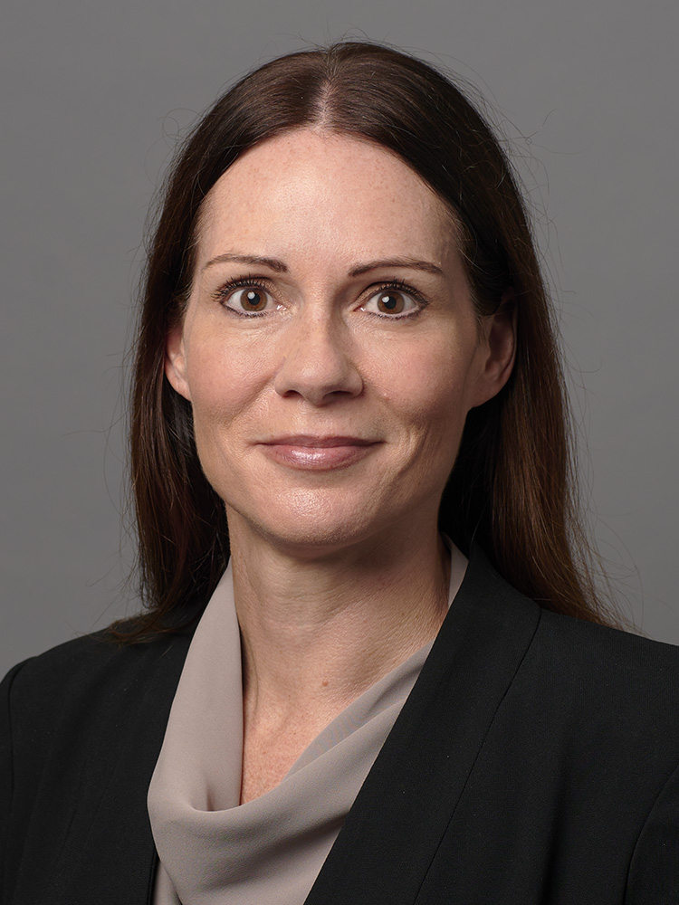 Shelley Armstrong