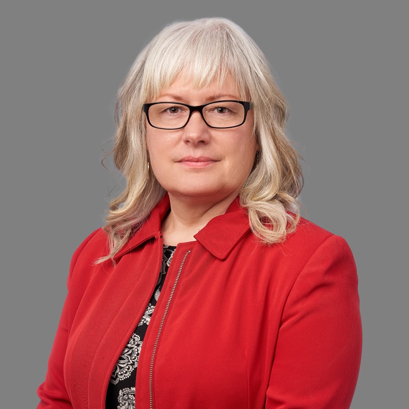 Tracey L. Epp
